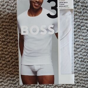 Boss Men's Classic White Undershirt 3-Pack